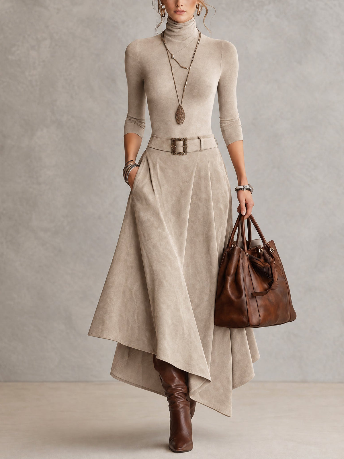 Ensemble taupe en jersey à col montant et jupe asymétrique effet suédine