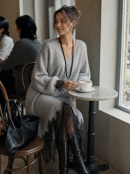 Robe midi grise en maille avec ourlet en dentelle